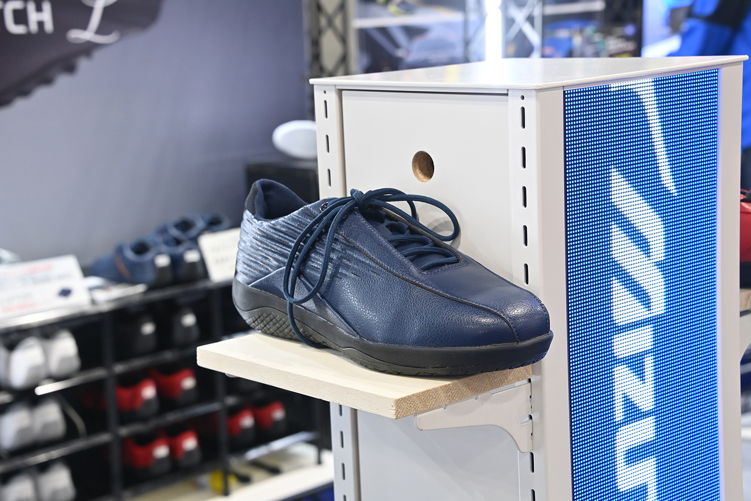 ミズノが手掛けたHRCのチームウェアを初公開！【大阪オートメッセ2026】 〜 画像4