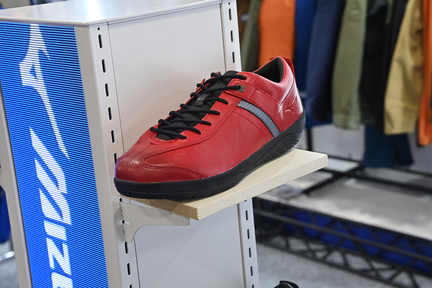 ミズノが手掛けたHRCのチームウェアを初公開！【大阪オートメッセ2026】 〜 画像5