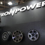 【画像】ミニバンもSUVもスポーツカーも足元はお任せ！　守備範囲の広さが武器のMIDが話題のホイールに新作を続々投入【大阪オートメッセ2026】 〜 画像2