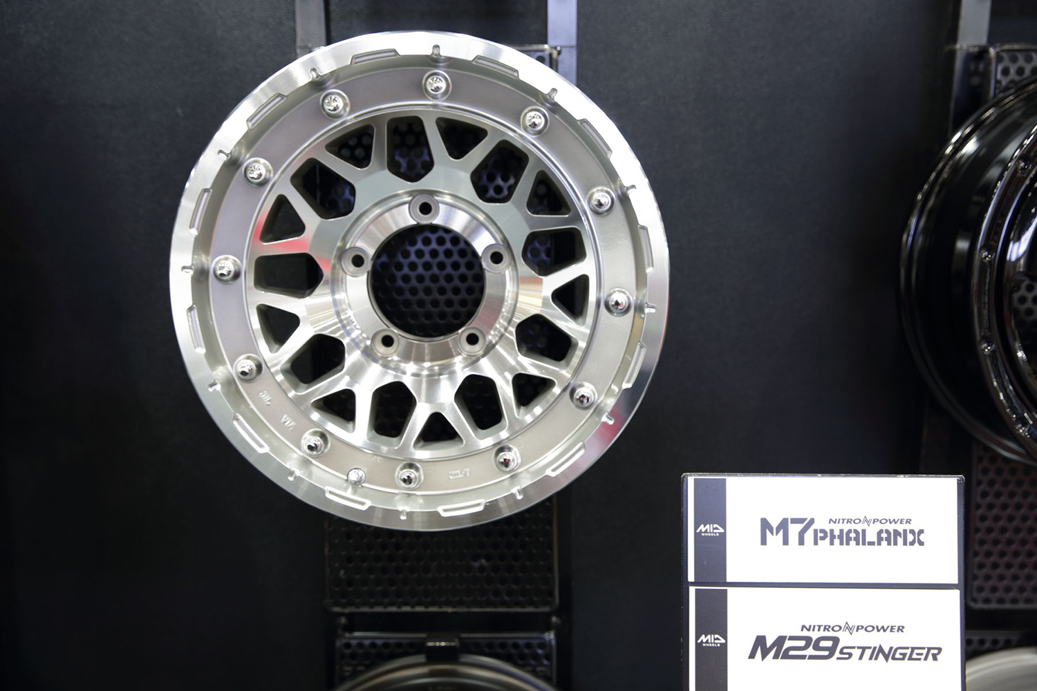 大阪オートメッセ2026 MIDホイールブースの様子