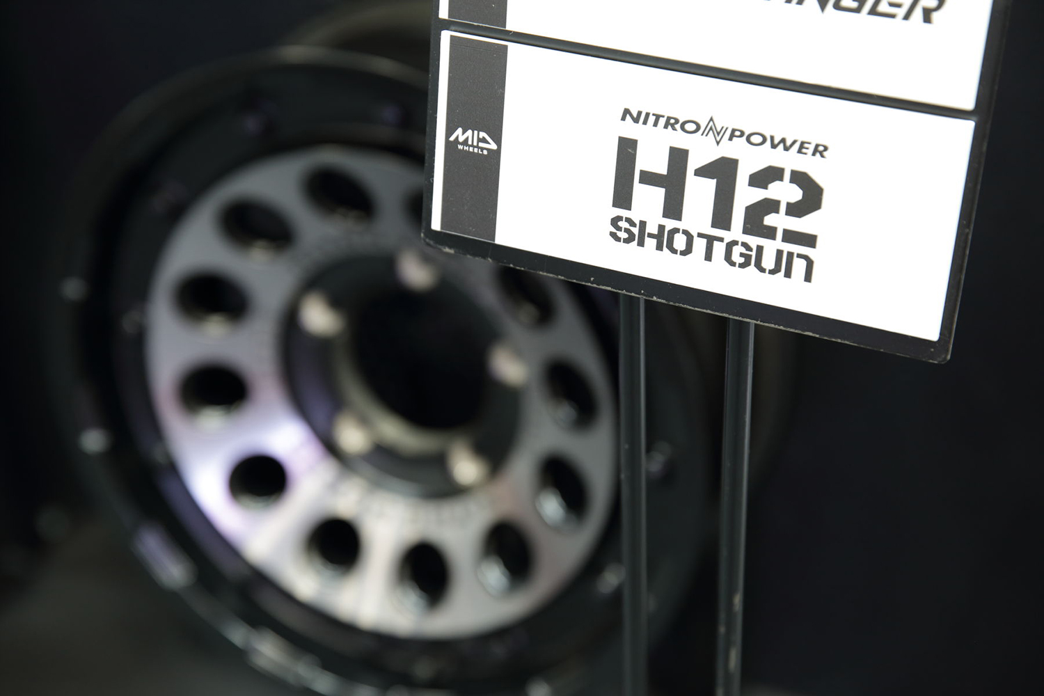 守備範囲の広さば武器のMIDが話題のホイールを堂々展示【大阪オートメッセ2026】 〜 画像6