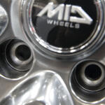 【画像】ミニバンもSUVもスポーツカーも足元はお任せ！　守備範囲の広さが武器のMIDが話題のホイールに新作を続々投入【大阪オートメッセ2026】 〜 画像16