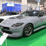 【画像】最新スポーツカーだって旧車のド定番ホイールを履きたい！　RSワタナベのエイトスポークはRZ34との相性も抜群だった【大阪オートメッセ2026】 〜 画像7