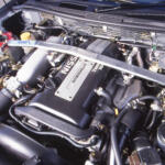 【画像】エンジンが浮いてるみたい……これで走れるってマジ？　配線が消える「ワイヤータック」がまるで芸術品だった 〜 画像1