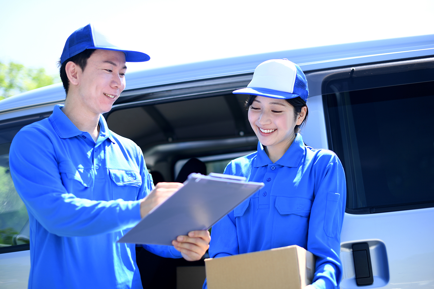 女性トラックドライバーのイメージ