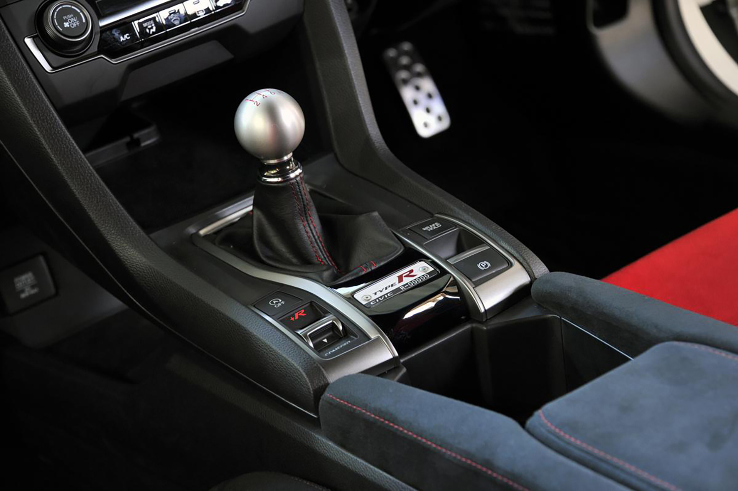 シビックタイプRに採用されているシフトノブの並々ならぬこだわり 〜 画像5
