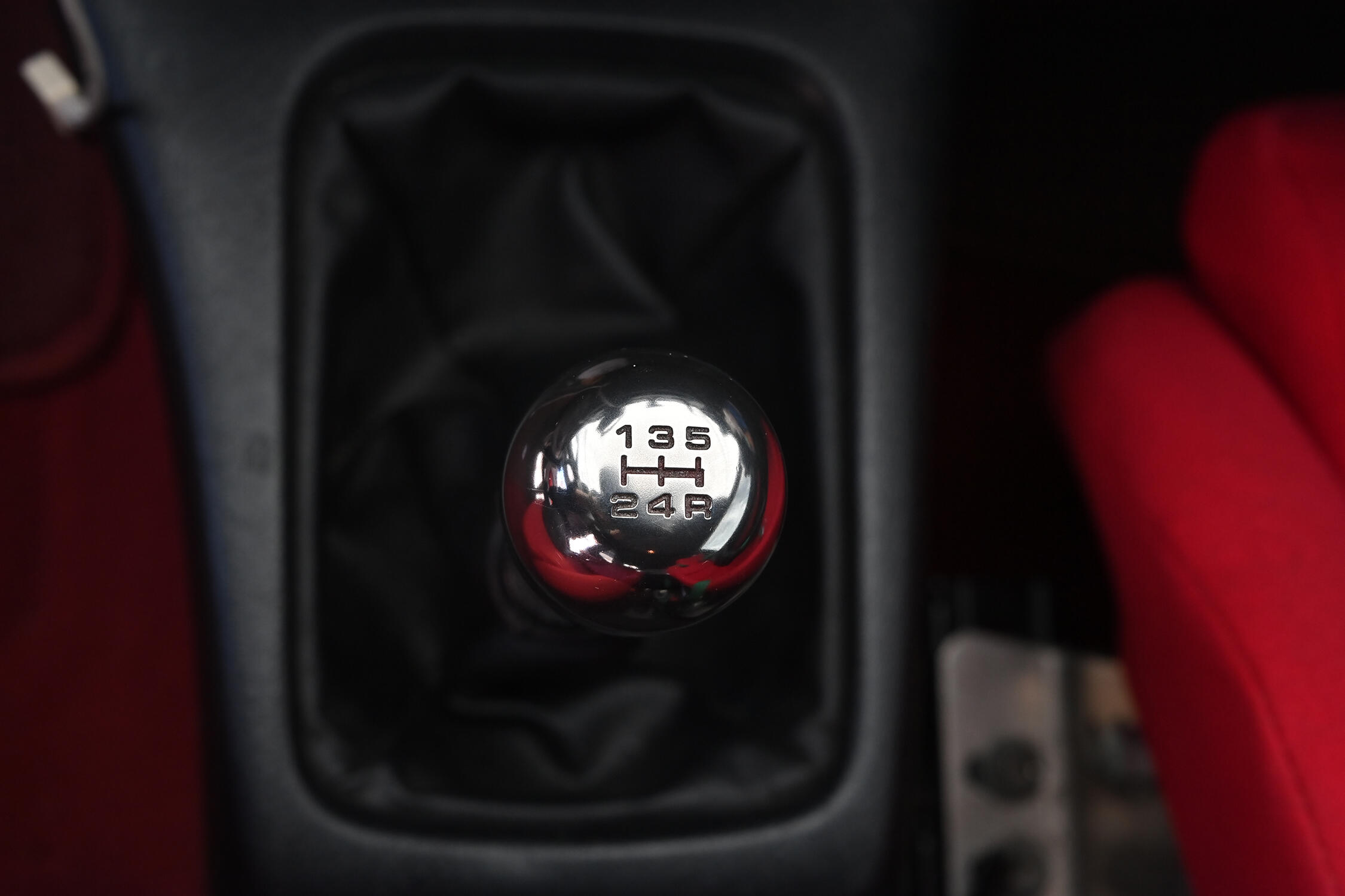 タイプRシリーズのチタン製シフトノブがホンダスピリット全開だった 〜 画像3