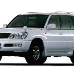 【画像】ガチの悪路走破性にセレブも乗りたい高級感をプラス！　ランクルが高級SUVの称号を手に入れた「100系」とは 〜 画像19