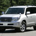 【画像】ガチの悪路走破性にセレブも乗りたい高級感をプラス！　ランクルが高級SUVの称号を手に入れた「100系」とは 〜 画像20