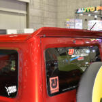 【画像】伝説のサムライを現代風にオマージュ！　K-BREAK渾身の力作「JIMRIDE SAMRAI JIMMNY」の存在感に圧倒された【大阪オートメッセ2026】 〜 画像3