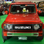 【画像】伝説のサムライを現代風にオマージュ！　K-BREAK渾身の力作「JIMRIDE SAMRAI JIMMNY」の存在感に圧倒された【大阪オートメッセ2026】 〜 画像8