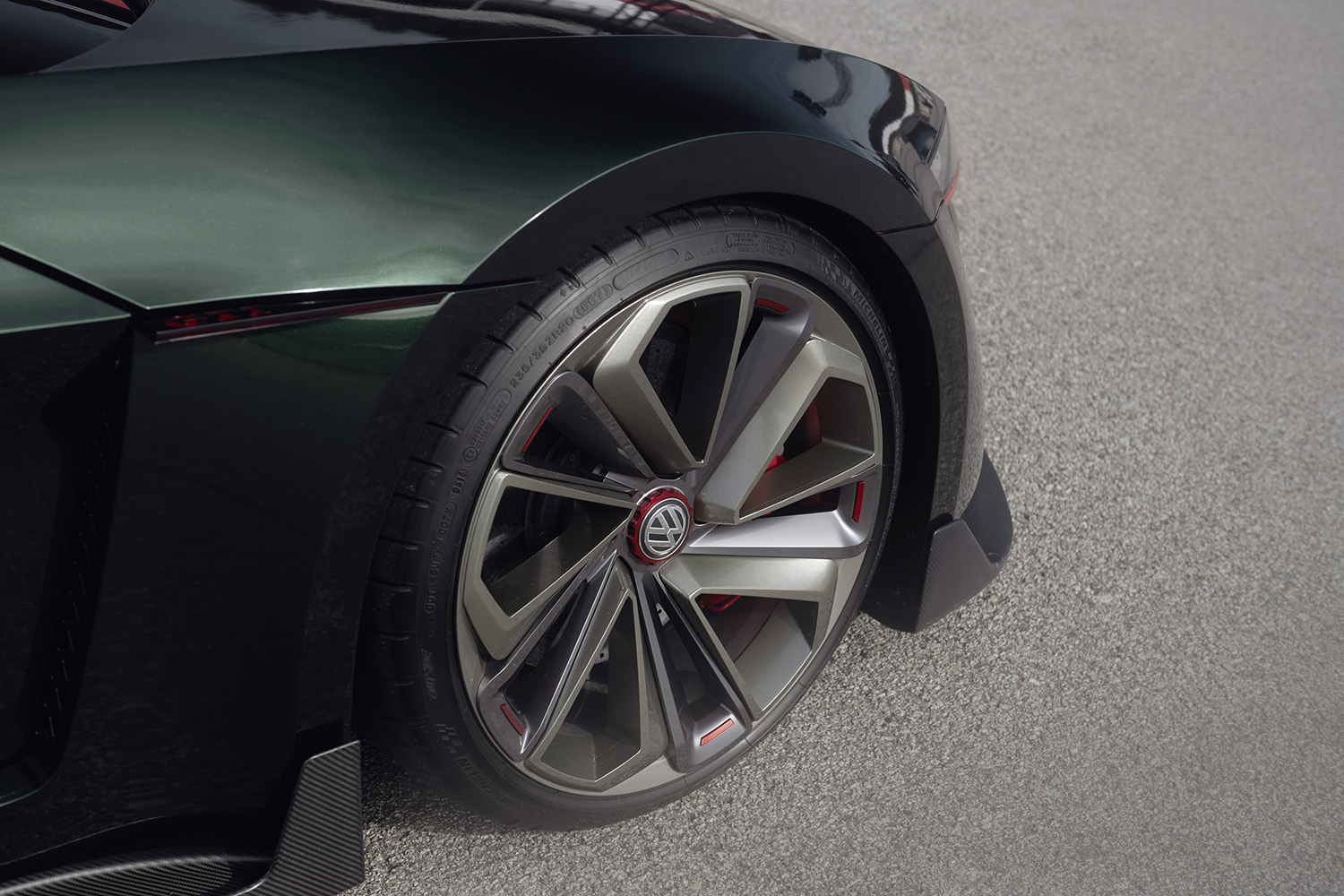 ゴルフGTI誕生50周年にあわせて歴代の激速コンセプトカーが再集結 〜 画像21