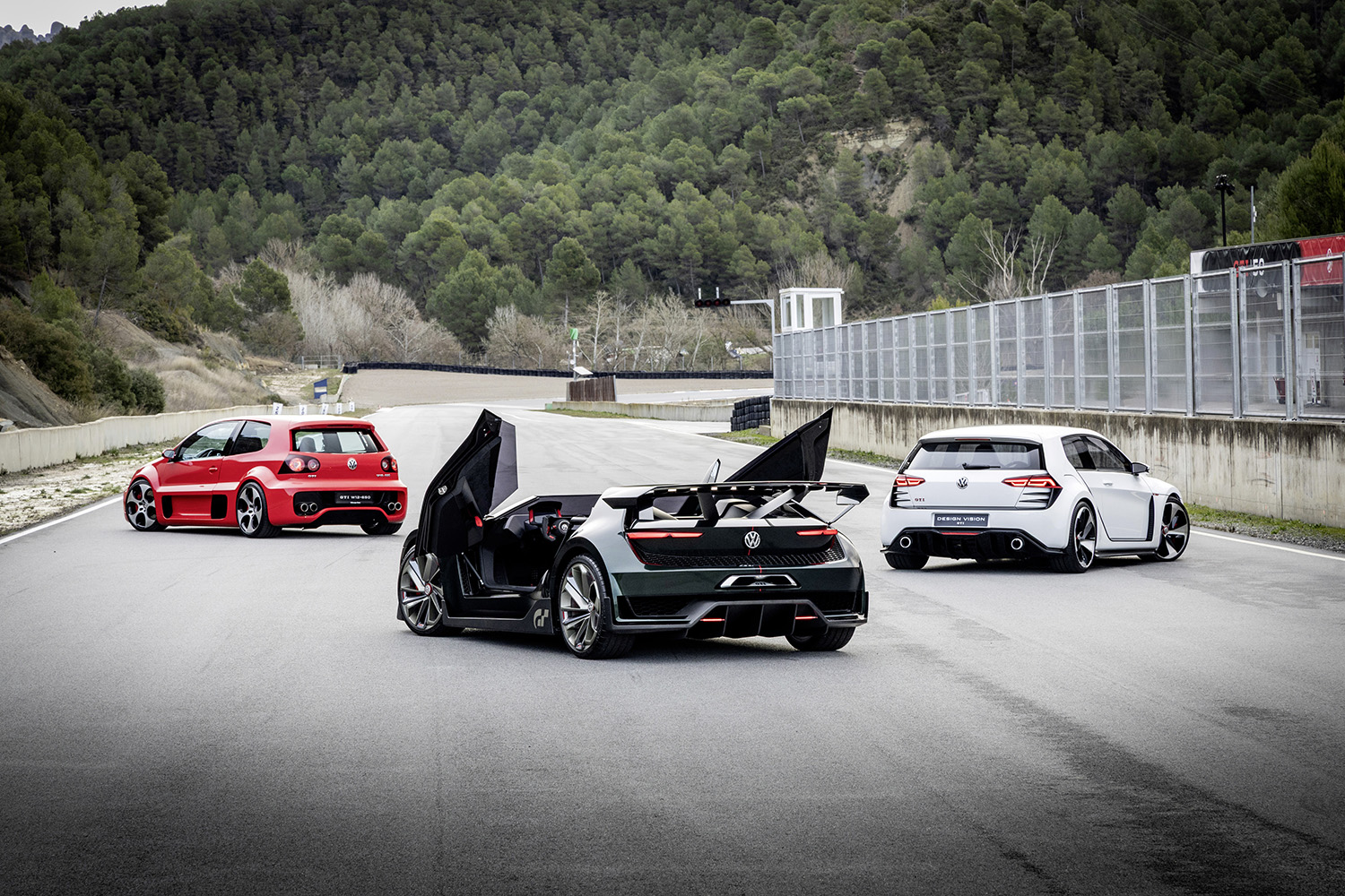 ゴルフGTI誕生50周年にあわせて歴代の激速コンセプトカーが再集結 〜 画像25