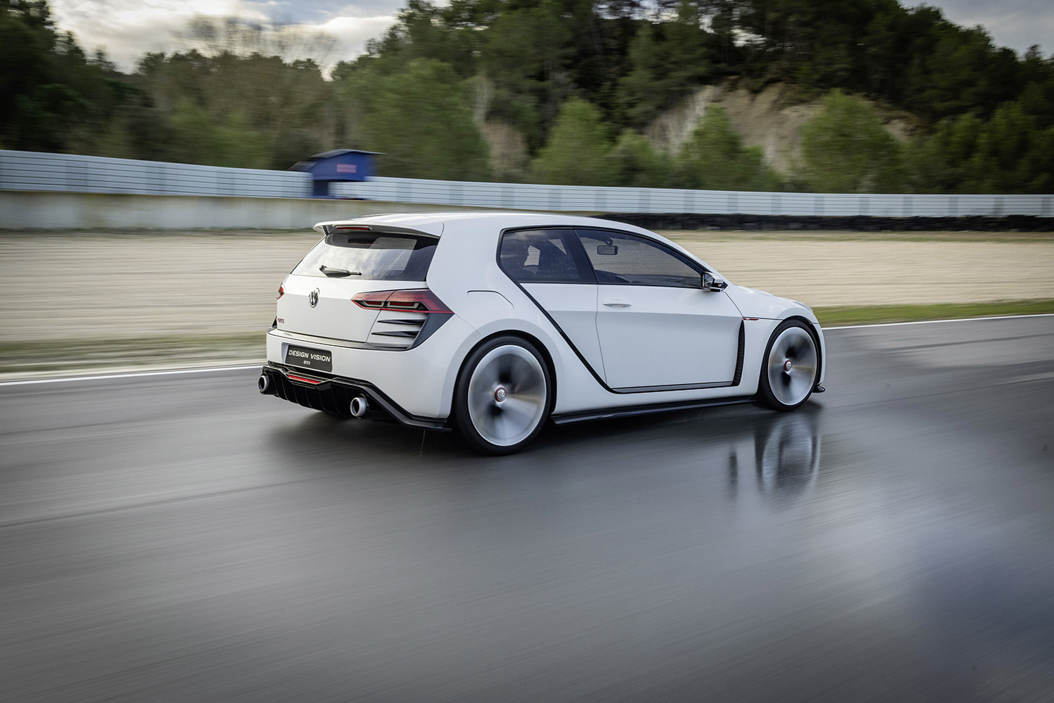 ゴルフGTI誕生50周年にあわせて歴代の激速コンセプトカーが再集結 〜 画像31