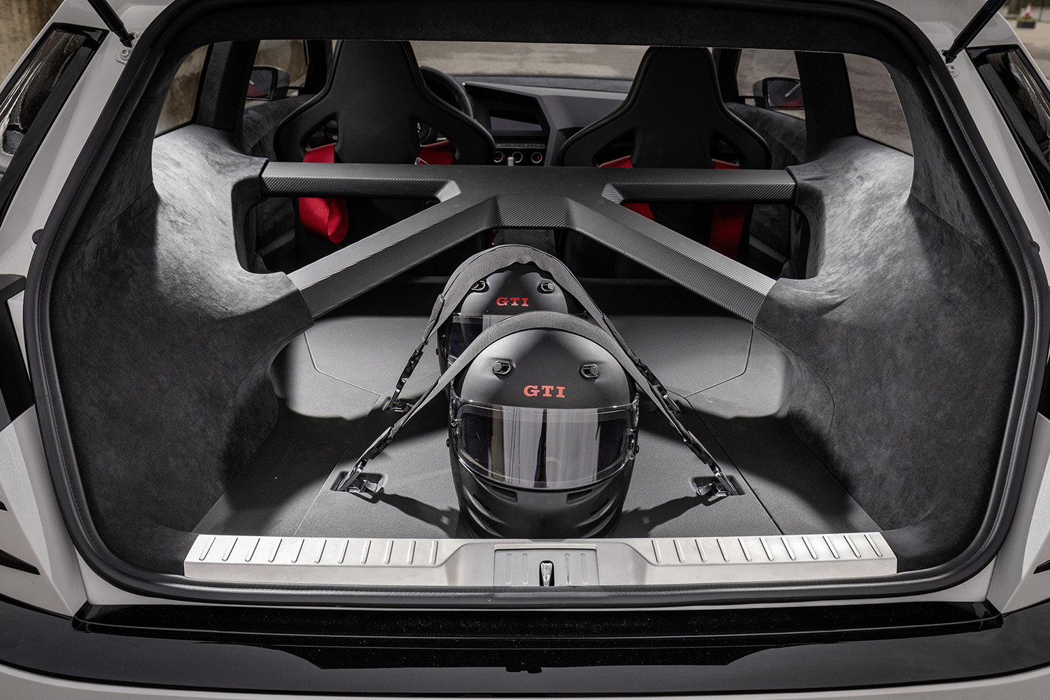 ゴルフGTI誕生50周年にあわせて歴代の激速コンセプトカーが再集結 〜 画像34