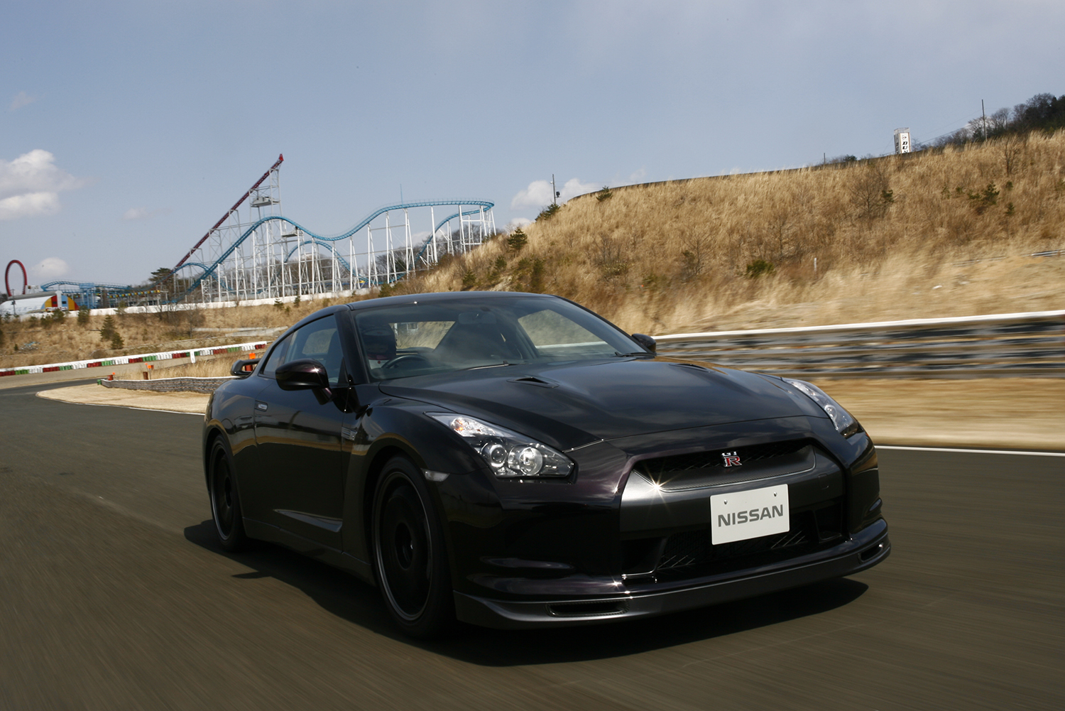 ブレーキだけで400万円以上する知る人ぞ知る超弩級モデル「R35GT-R スペックV」の狂気 〜 画像11
