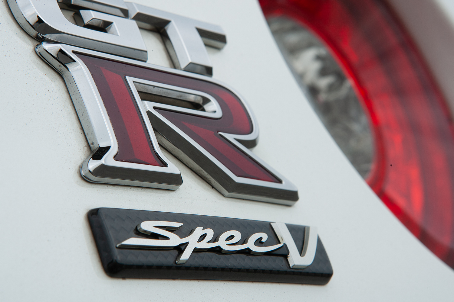 ブレーキだけで400万円以上する知る人ぞ知る超弩級モデル「R35GT-R スペックV」の狂気 〜 画像16