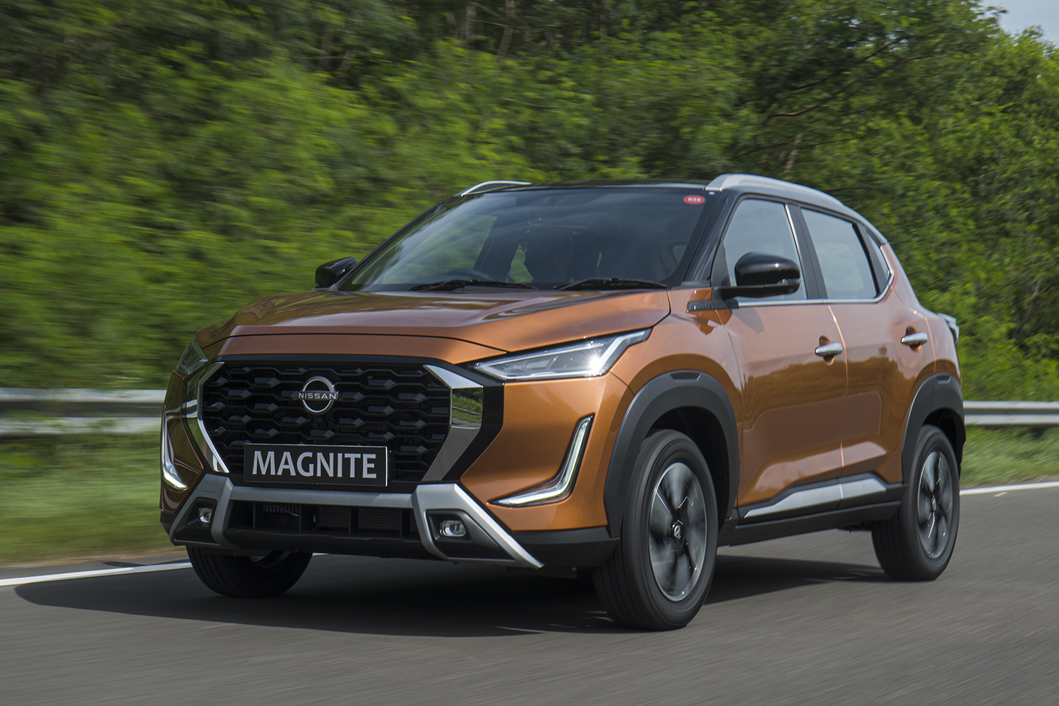 日産マグナイトのフロントスタイリング