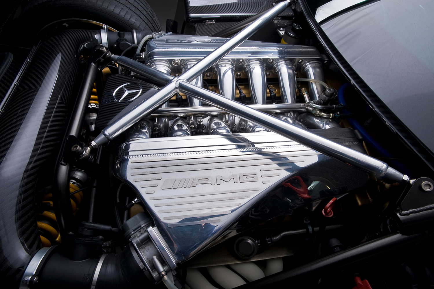 パガーニ・ゾンダC12Sのエンジン 〜 画像10