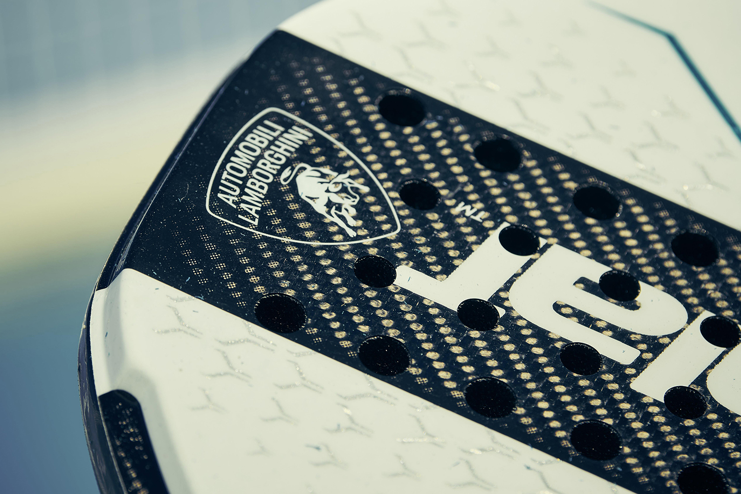 ランボルギーニのラケットがスーパーカーすぎた 〜 画像3