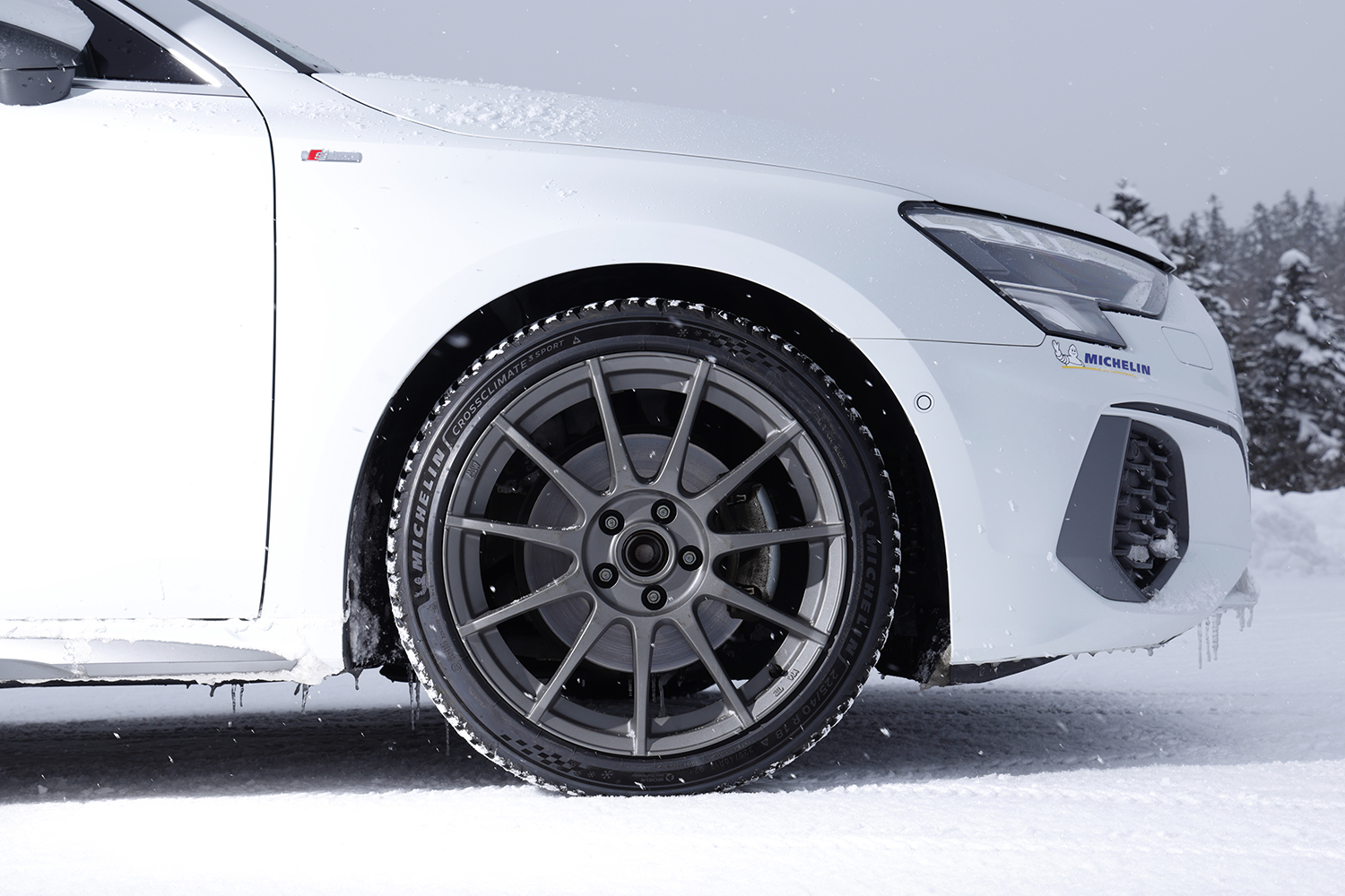 ミシュランなら"氷も走れる夏タイヤ"を造り出してしまうかもしれないと感じさせるクロスクライメート3とクロスクライメート3スポーツ 〜 画像10