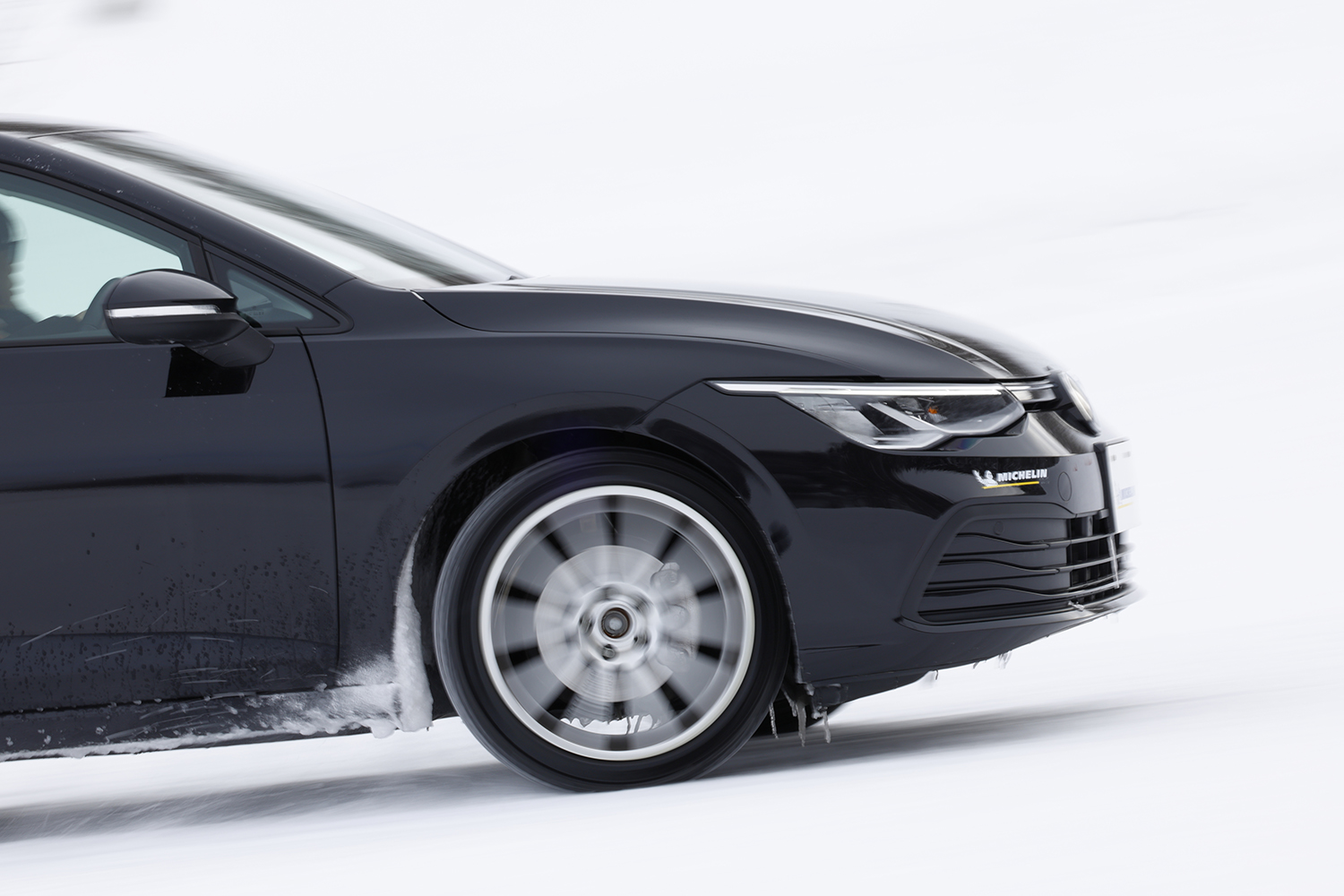 ミシュランなら"氷も走れる夏タイヤ"を造り出してしまうかもしれないと感じさせるクロスクライメート3とクロスクライメート3スポーツ 〜 画像13