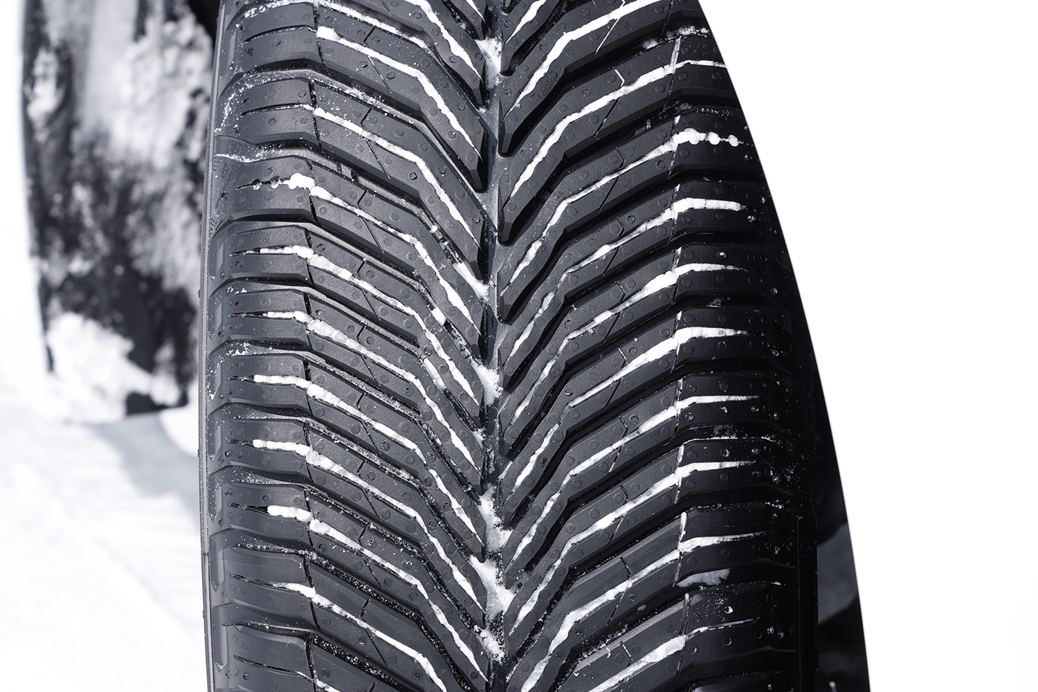 ミシュランなら"氷も走れる夏タイヤ"を造り出してしまうかもしれないと感じさせるクロスクライメート3とクロスクライメート3スポーツ 〜 画像15