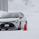 【画像】【試乗】ミシュランのオールシーズンタイヤが雪上性能マシマシ！　「クロスクライメート３」と「クロスクライメート３ SPORT」をガッツリ冬路面で試してきた 〜 画像16