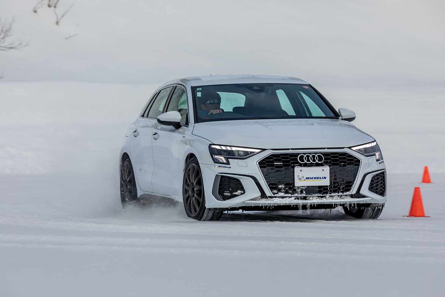 ミシュランなら"氷も走れる夏タイヤ"を造り出してしまうかもしれないと感じさせるクロスクライメート3とクロスクライメート3スポーツ 〜 画像27