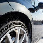 【画像】【試乗】ミシュランのオールシーズンタイヤが雪上性能マシマシ！　「クロスクライメート３」と「クロスクライメート３ SPORT」をガッツリ冬路面で試してきた 〜 画像30