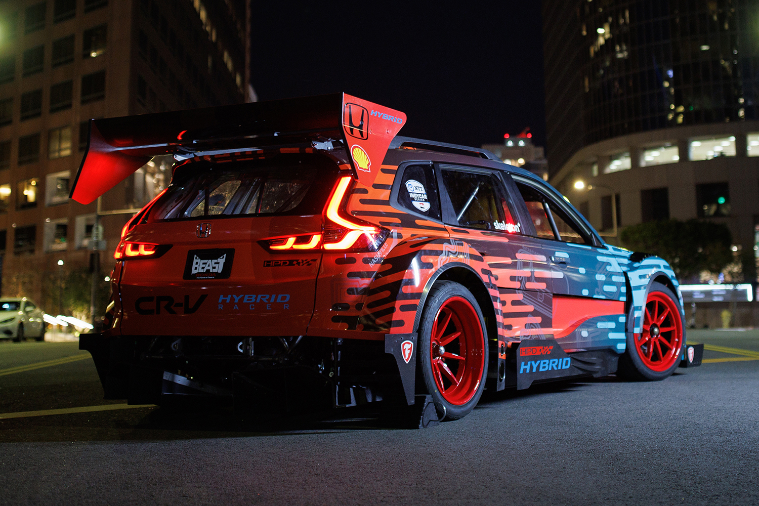 HPDホンダCR-Vハイブリッドレーサーのリヤスタイリング 〜 画像6