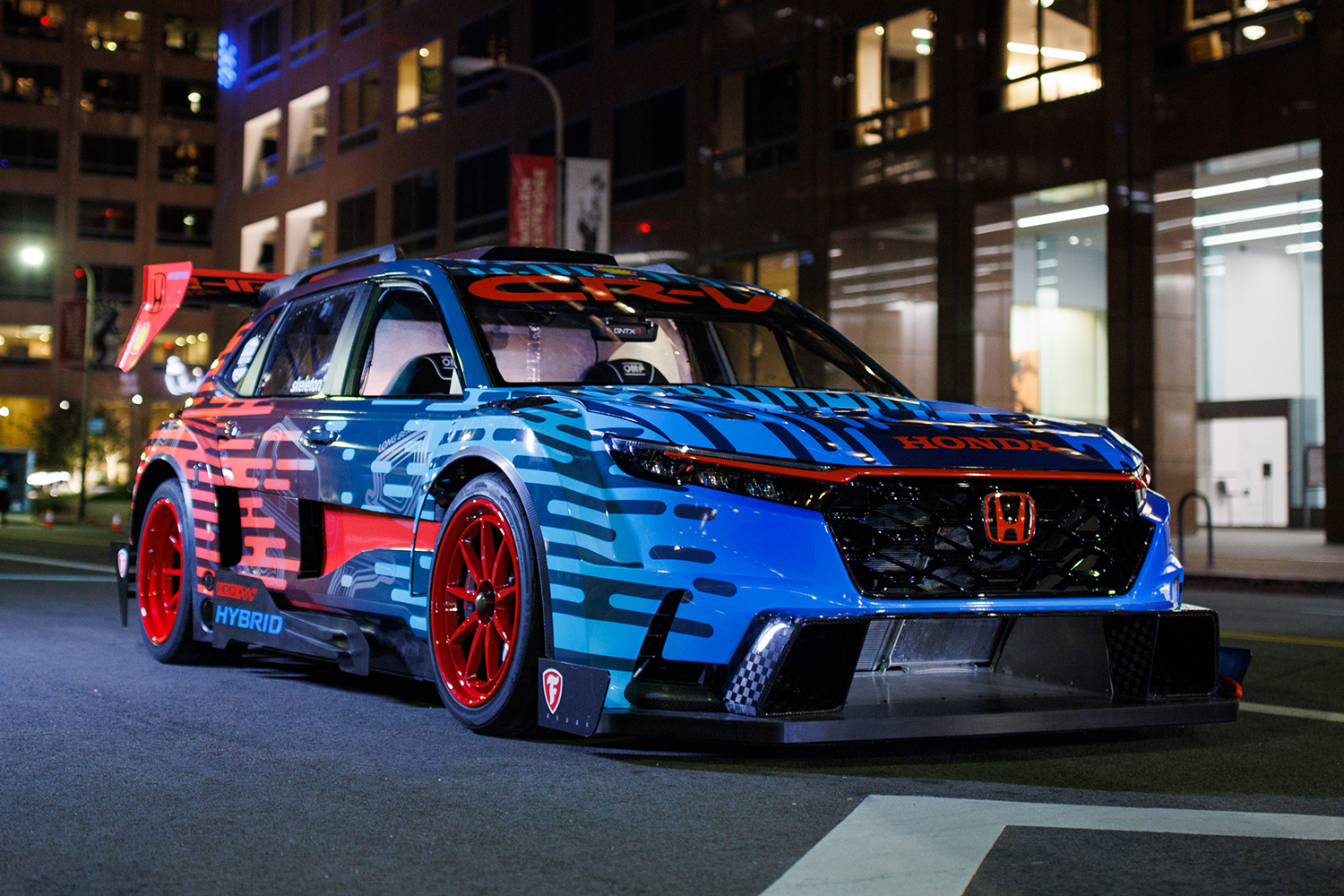 アメリカホンダが手がけた「CR-Vハイブリッドレーサー」はいくらなんでもやりすぎだろ 〜 画像15