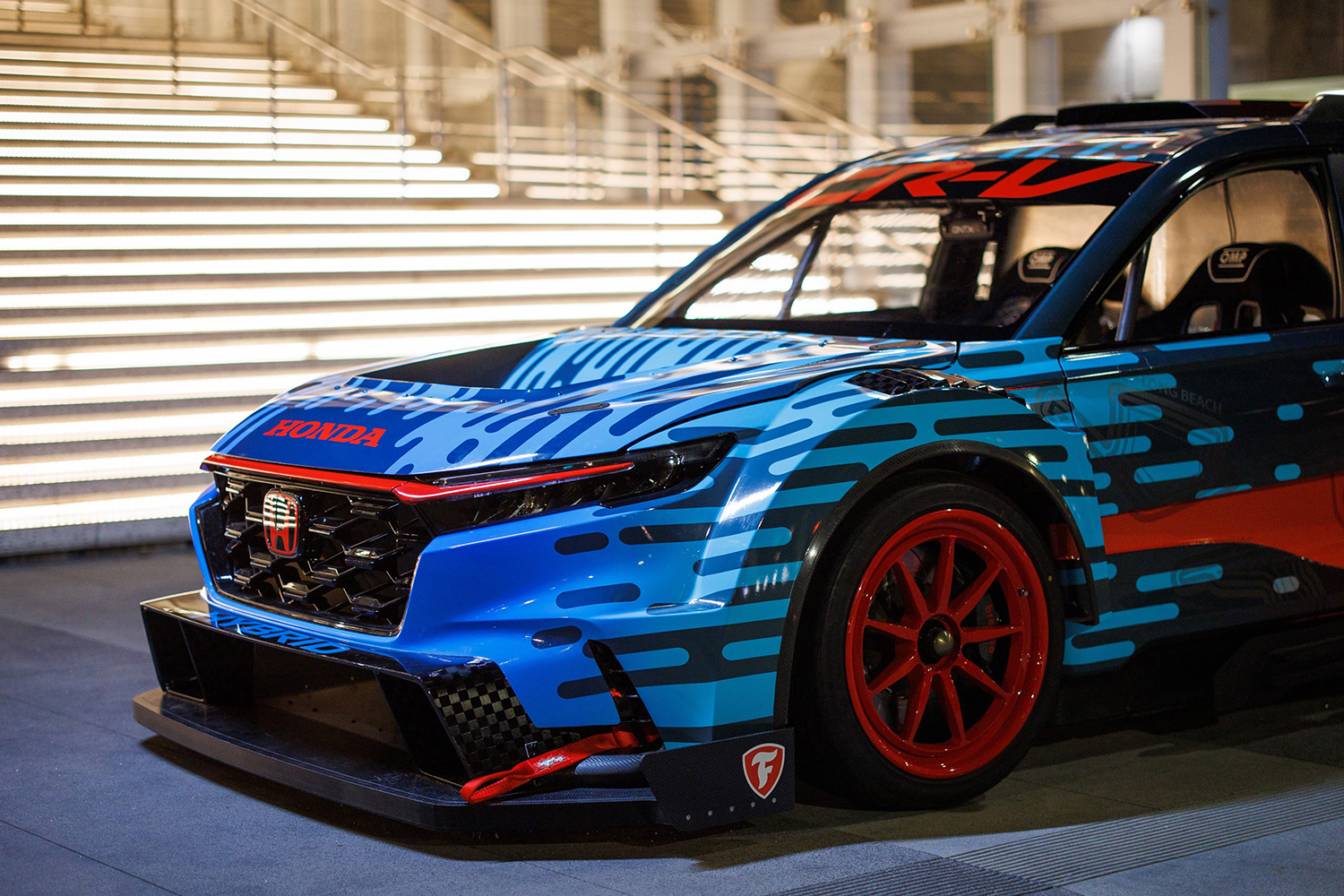 アメリカホンダが手がけた「CR-Vハイブリッドレーサー」はいくらなんでもやりすぎだろ 〜 画像19