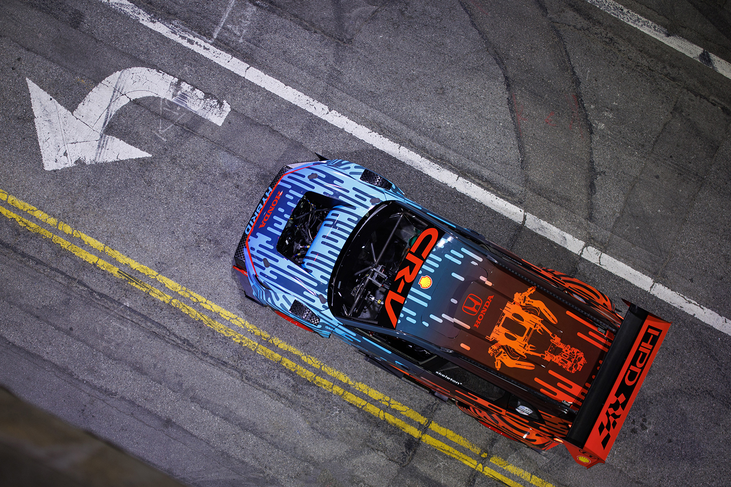 アメリカホンダが手がけた「CR-Vハイブリッドレーサー」はいくらなんでもやりすぎだろ 〜 画像21