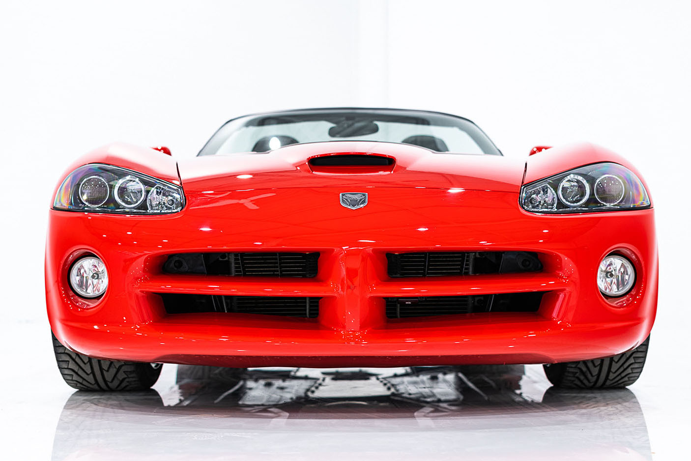 ランボルギーニの技術も投入された２代目ダッジ・バイパーSRT-10【21世紀スーパーカーFILE #013】 〜 画像6