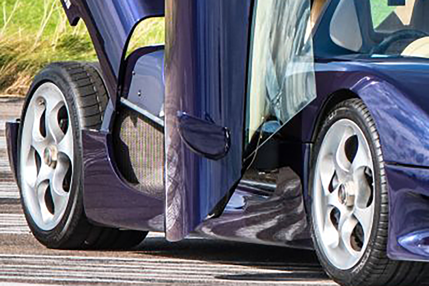 ケーニグセグを世界有数のハイパーカーメーカーへと導いた「CC8S」の偉大すぎる功績 〜 画像9