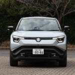 【画像】【試乗】しっとりなAWDと軽快な2WDの選択が悩ましい！　スズキ初のBEV「ｅビターラ」はEVを身近にしてくれる存在だった 〜 画像6