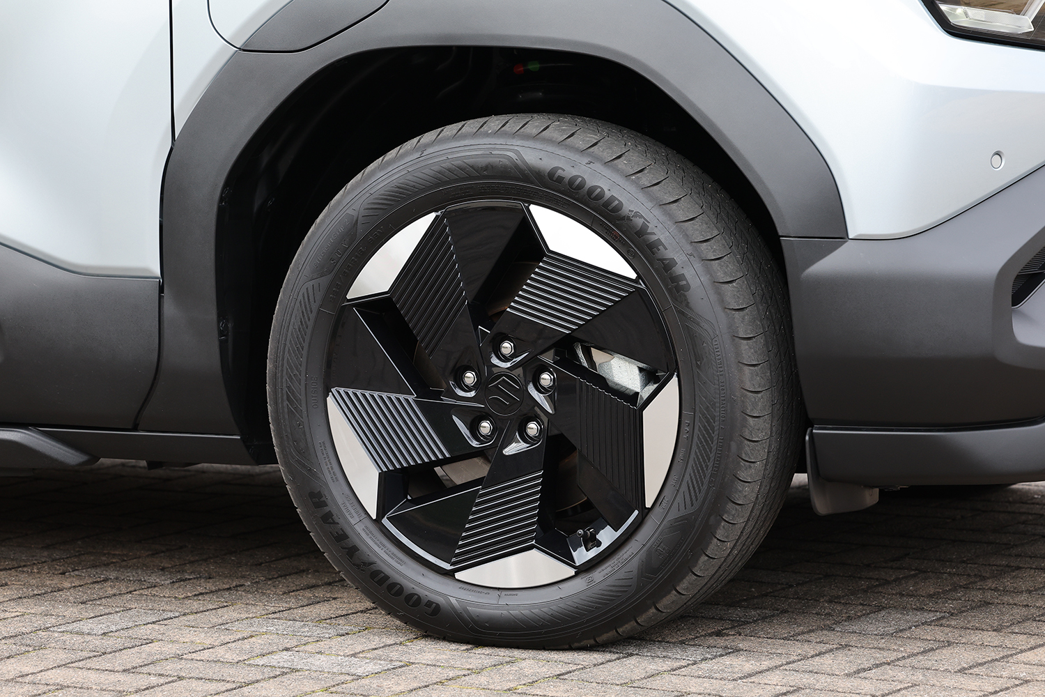 スズキeビターラのホイール 〜 画像7