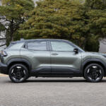 【画像】【試乗】しっとりなAWDと軽快な2WDの選択が悩ましい！　スズキ初のBEV「ｅビターラ」はEVを身近にしてくれる存在だった 〜 画像15