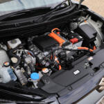 【画像】【試乗】しっとりなAWDと軽快な2WDの選択が悩ましい！　スズキ初のBEV「ｅビターラ」はEVを身近にしてくれる存在だった 〜 画像17