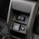 【画像】【試乗】しっとりなAWDと軽快な2WDの選択が悩ましい！　スズキ初のBEV「ｅビターラ」はEVを身近にしてくれる存在だった 〜 画像27