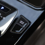 【画像】【試乗】しっとりなAWDと軽快な2WDの選択が悩ましい！　スズキ初のBEV「ｅビターラ」はEVを身近にしてくれる存在だった 〜 画像32