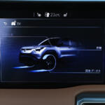 【画像】【試乗】しっとりなAWDと軽快な2WDの選択が悩ましい！　スズキ初のBEV「ｅビターラ」はEVを身近にしてくれる存在だった 〜 画像38