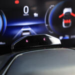 【画像】【試乗】しっとりなAWDと軽快な2WDの選択が悩ましい！　スズキ初のBEV「ｅビターラ」はEVを身近にしてくれる存在だった 〜 画像45