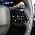 【画像】【試乗】しっとりなAWDと軽快な2WDの選択が悩ましい！　スズキ初のBEV「ｅビターラ」はEVを身近にしてくれる存在だった 〜 画像48