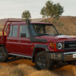 【画像】「250」も「300」も待てば買えるけど「ランクル70」だけはいつまでも受注停止！　中古価格も爆騰してるしいっそ海外仕様の並行輸入車に乗るってのはアリ？ 〜 画像4