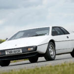 【画像】まごうことなきロータスの「スーパーカー」！　「エスプリ」の集大成「ファイナルエディション」はたった79台の激レア車【21世紀スーパーカーFILE #016】 〜 画像11