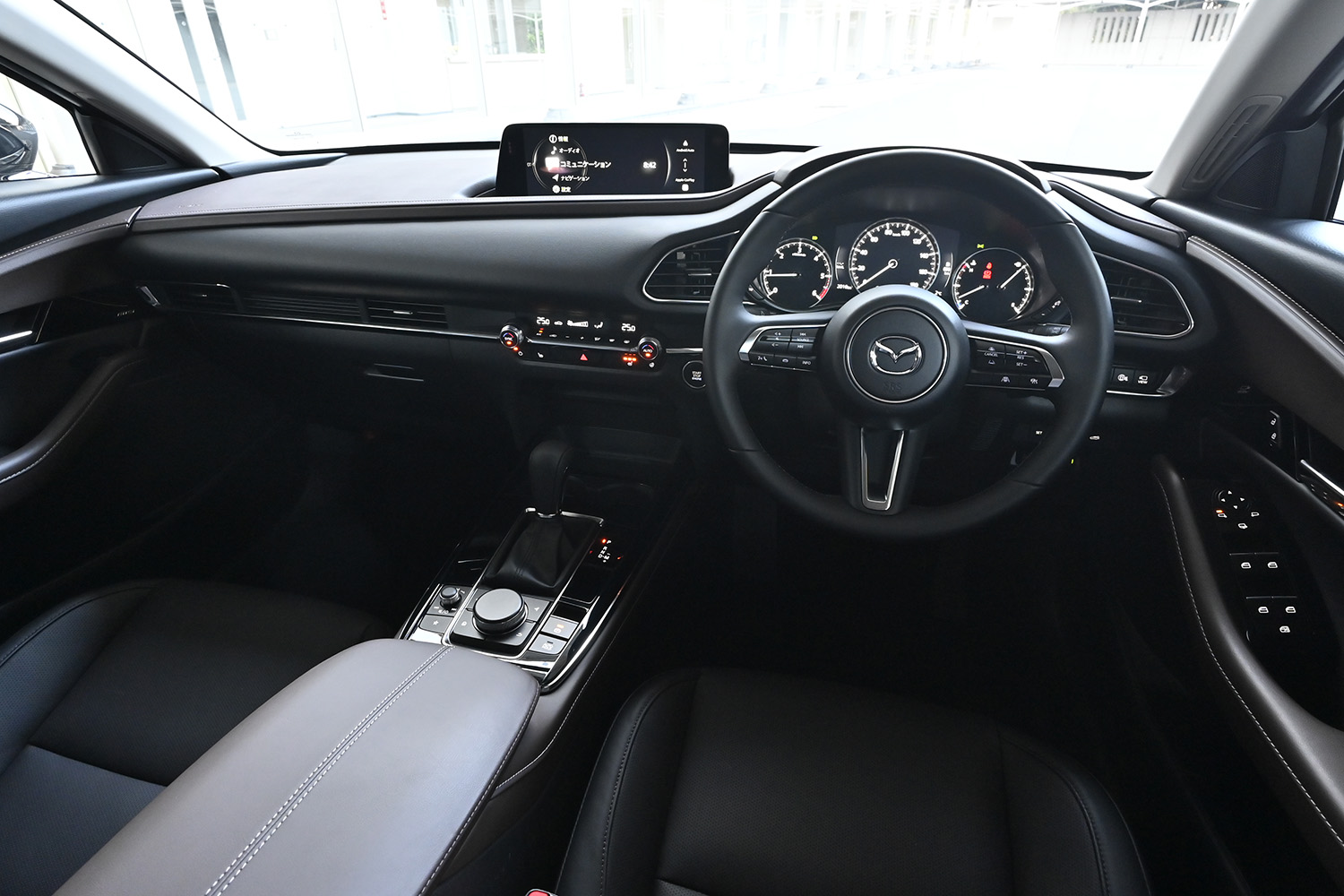 マツダ3のインパネ 〜 画像16