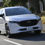 【画像】【試乗】新型CX-5にディーゼルなし……で「Ｄの一族」阿鼻叫喚！　それでもディーゼルに乗りたいひとには「CX-60」か「マツダ３」か「現行CX-5」か乗り比べて考えてみた 〜 画像33