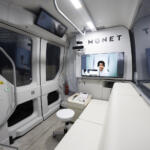 【画像】箱根駅伝でも注目を浴びた「e-パレット」にレーシングドライバーが試乗！　取り回しも実用性も最高だが唯一気になるのは「運転士の位置」 〜 画像1